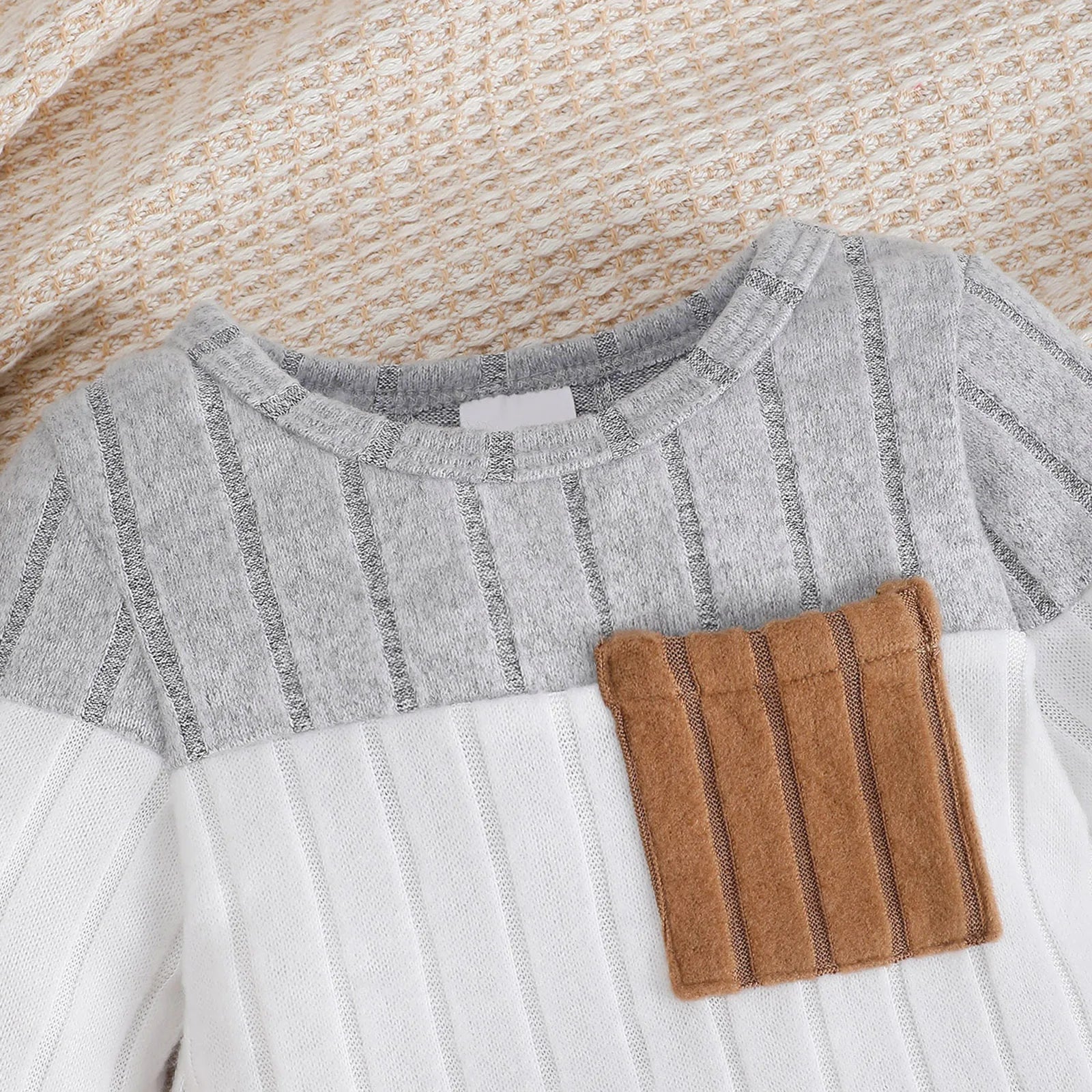 Color-Blocked Newborn Set - 0-18M Essentials - image 4